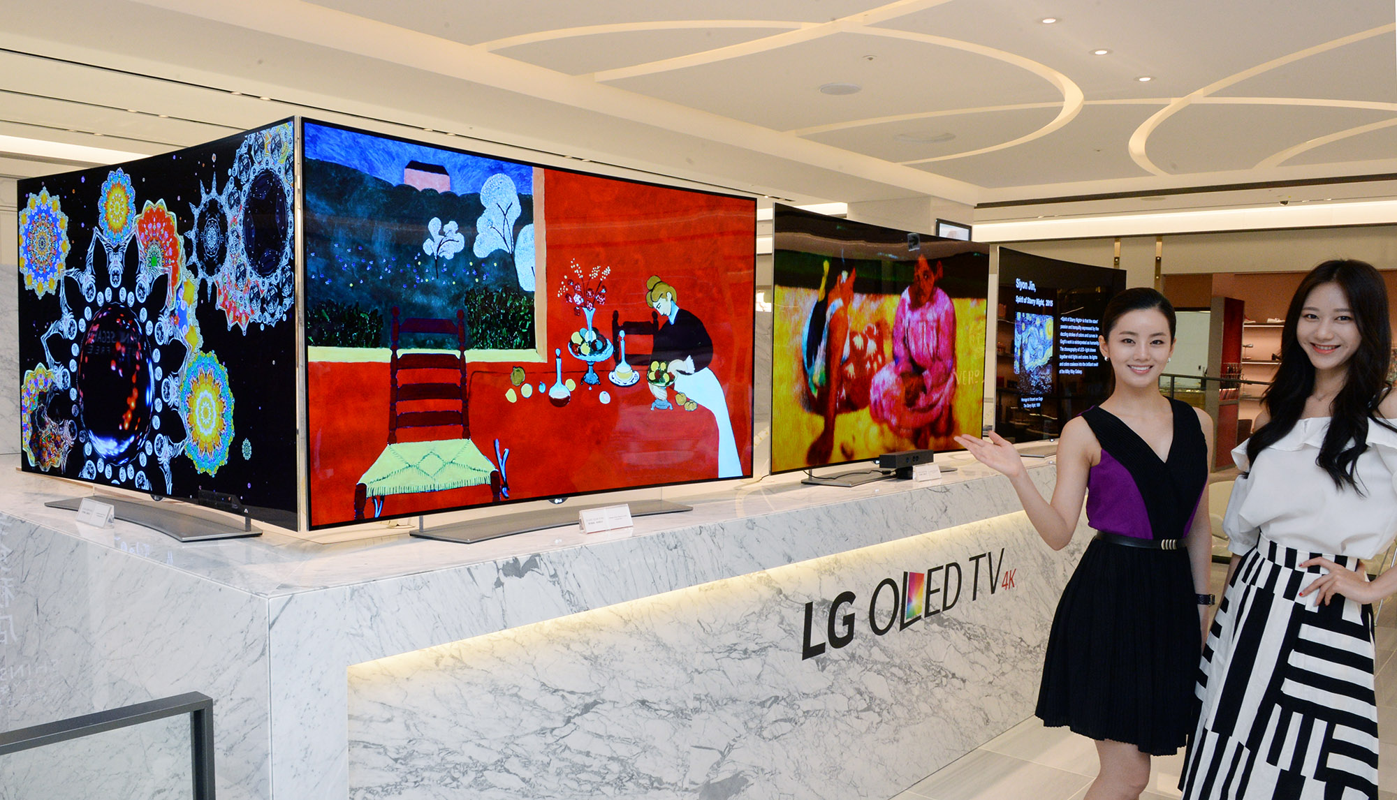 LG 올레드 TV, 면세점 찾는 유커(游客) 사로잡는다